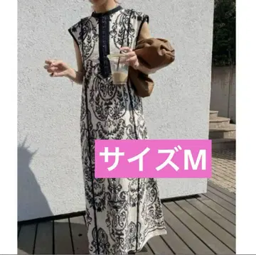 아메리 다마스쿠스 자수 리넨 드레스