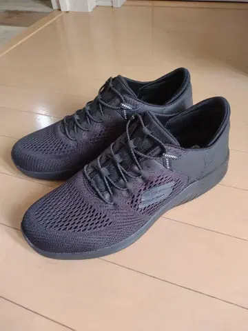 SKECHERS Air Cooled 메모리 폼 스니커즈 26cm