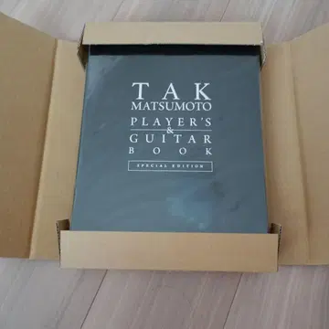 TAK MATSUMOTO PLAYER'S & GUITAR BOOK