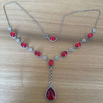 빨간색 펜던트 목걸이 약 40cm
