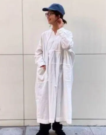 화이트 긴팔 셔츠 원피스