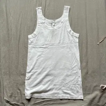 어태치먼트 attachment 탱크탑 미사용