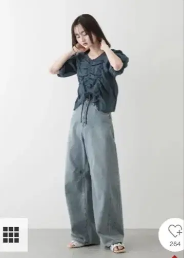 셔링 블라우스 (5부 소매) 이번 시즌