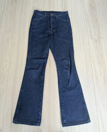 두지엠 클라세 Wrangler 플레어 데님
