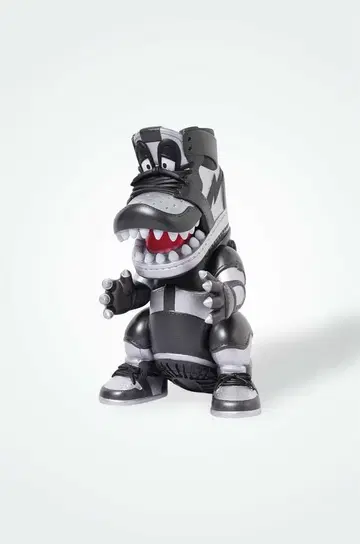 SNKRDUNK x TOKYOGUNS 괴수 스니커즈 헤드 새상품급
