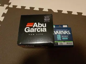 Abu Garcia 2500SHD 낚시릴과 VARIVAS 라인 세트