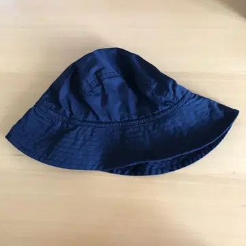 MHL. 버킷 햇 네이비
