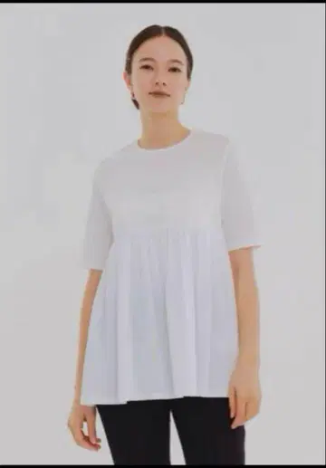 yori 요리 플레어 개더 컷 티셔츠 화이트 2024SM