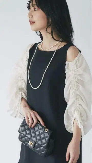 la boutique bonbon 시어 도킹 드로스트 슬리브 원피스