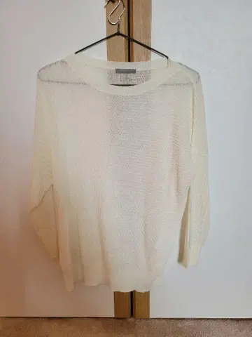 Theory Luxe 베이지 니트 스웨터 반소매