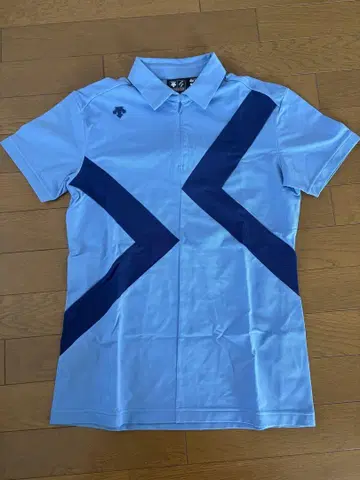 데상트 골프 지퍼 셔츠