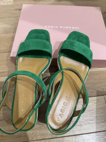 파비오 루스코니 샌들
