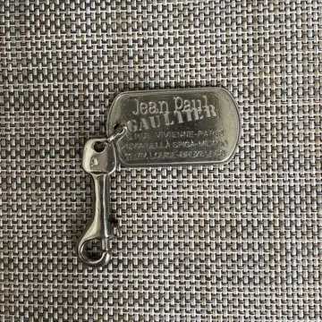 Jean Paul Gaultier 도그 태그 키링