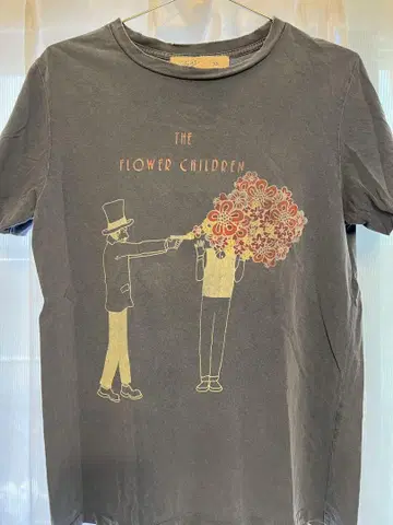 REMI RELIEF 그레이 티셔츠 THE FLOWER CHILDREN