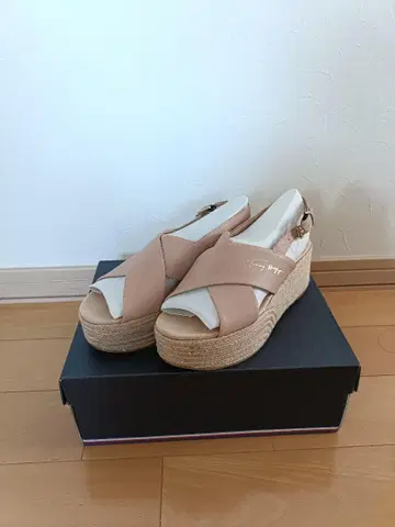 Tommy Hilfiger 23cm 샌들 베이지