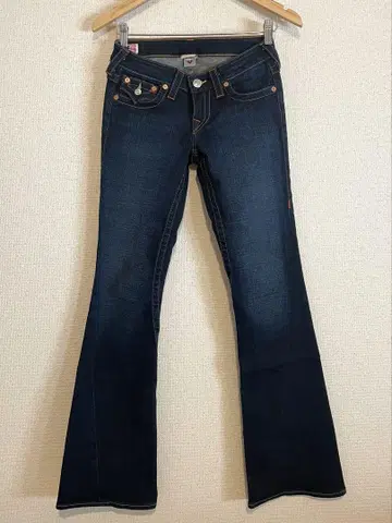 TRUE RELIGION 플레어 부츠 컷