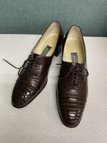 발리 BALLY 여성용 펌프스 사이즈 23 브라운