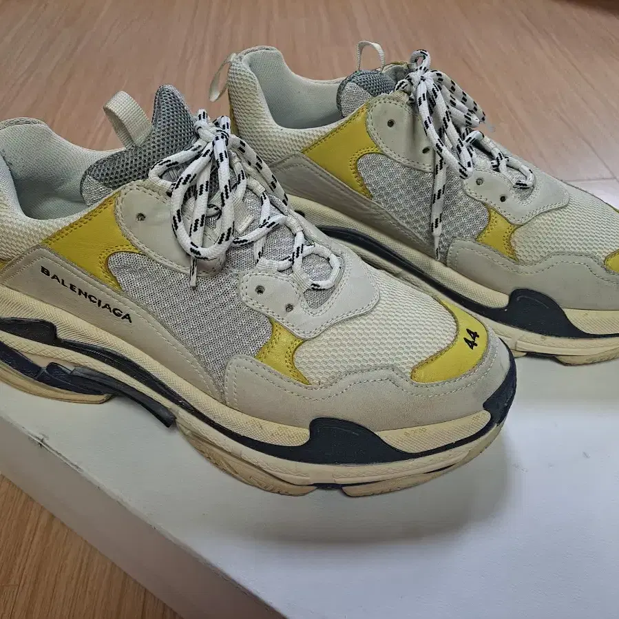 balenciaga triple s DSM ドーバー ☆BALENCIAGA バレンシアガ☆ 17AW