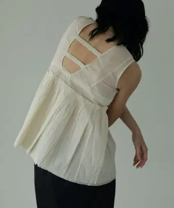 아누케 시어 펄럼 톱스