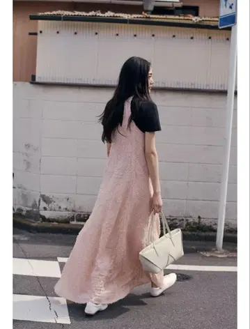 자라 홀터넥 롱 원피스 핑크 롱 원피스