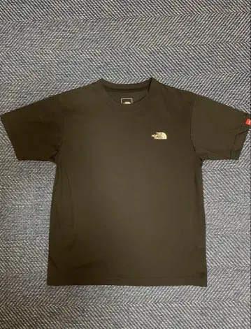 THE NORTH FACE 카모플라쥬 티셔츠 블랙