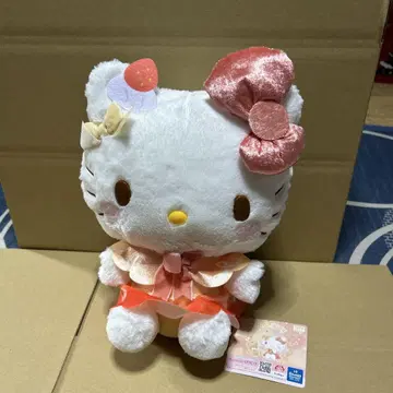 헬로키티 반짝반짝 간식 타임 봉제 인형 약 30cm 새상품