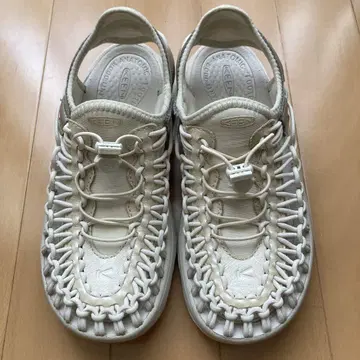 KEEN 킨 유니크 샌들 22.5cm