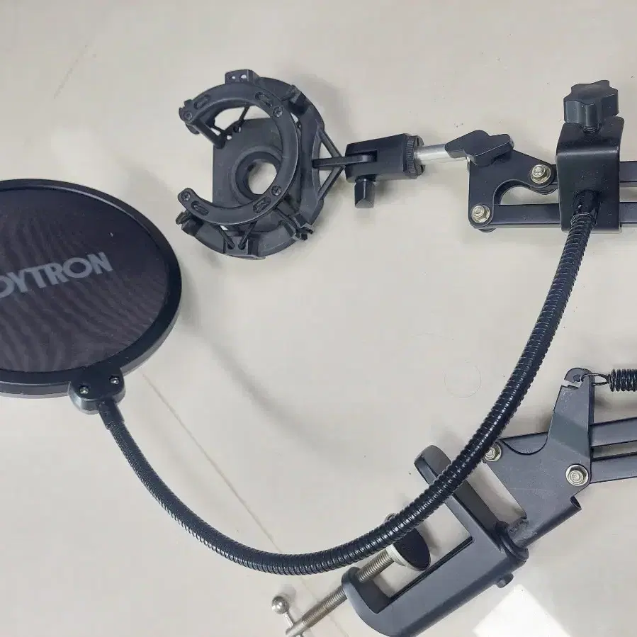 Joytron All Master USB Microphone for Broadcasting on Bunjang Global Site.