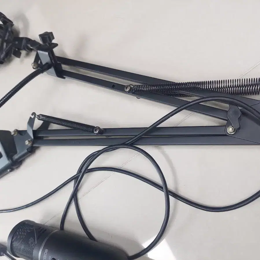 Joytron All Master USB Microphone for Broadcasting on Bunjang Global Site.