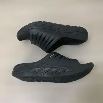 호카오네오네 HOKAONEONE 오라 리커버리 슬라이드 샌들 30cm