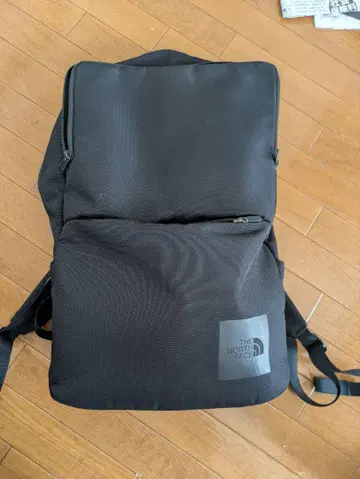 THE NORTH FACE 셔틀 데이팩 슬림