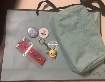 SHINee WORLD VI 샤이니 월드 굿즈
