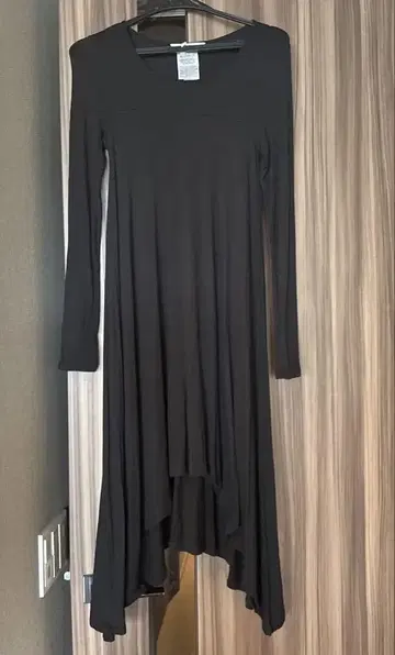 BCBG Generation 블랙 튜닉 XS