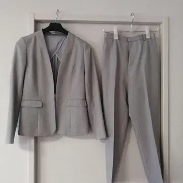 그레이 노카라 팬츠 수트 셋업