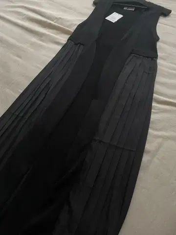 야마다야 LASUD 블랙 플리츠 베스트 베스트