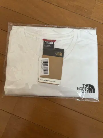 THE NORTH FACE 화이트 롱 슬리브 티셔츠