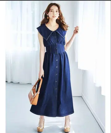 빅 칼라 레이스업 민소매 원피스