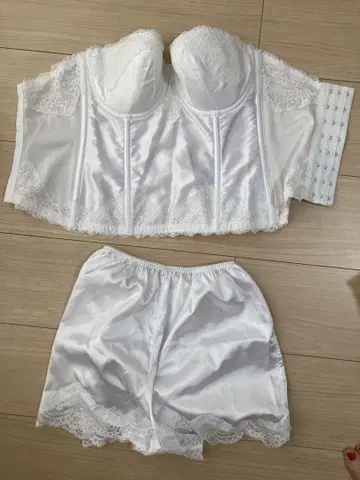 화이트 브라이덜 이너 E65