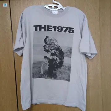 THE 1975 그래픽 티셔츠