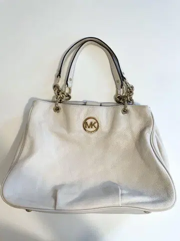Michael Kors 화이트 백 MK 로고