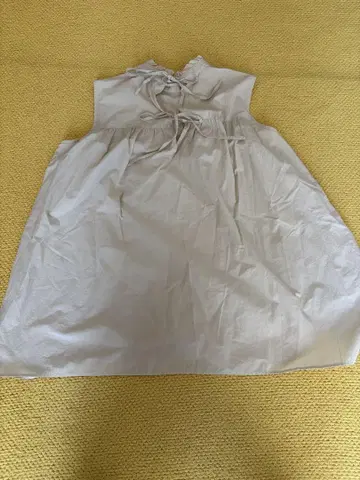 UNITED ARROWS 베이지 슬리브리스 A 라인