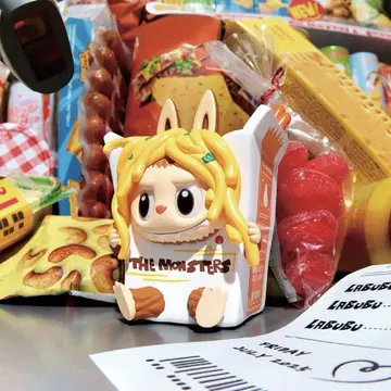 몬스터스 와키 마트 러브브 차우멘 면