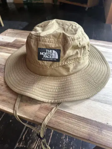 THE NORTH FACE 베이지 아웃도어 햇