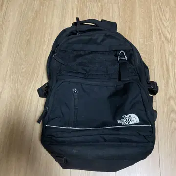 THE NORTH FACE 블랙 백팩 중형