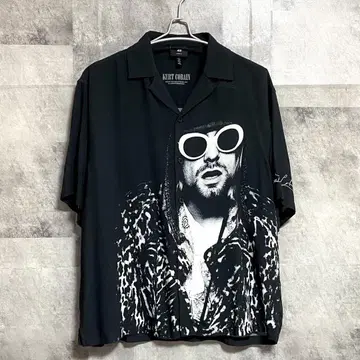 kURT COBAIN 커트 코베인 반팔 레이온 셔츠 블랙