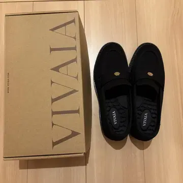 VIVAIA 블랙 로퍼 23.5cm