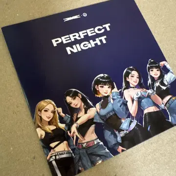 LE SSERAFIM 르세라핌 PERFECT NIGHT 미국 한정판 CD