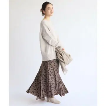 이에나 뉘앙스 레오파드 플레어 스커트