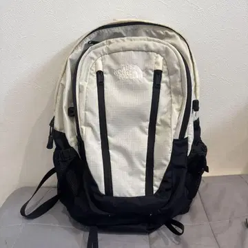 THE NORTH FACE 중형 백팩 아이보리/블랙