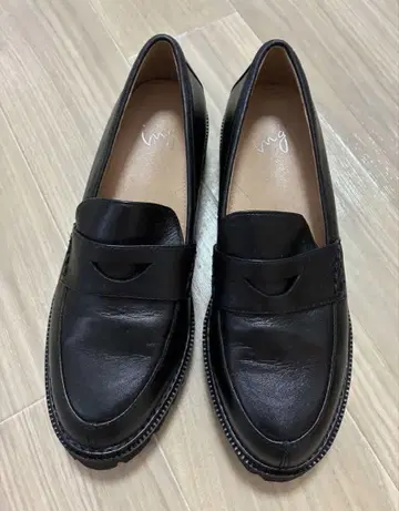 img 블랙 가죽 로퍼 통굽 23cm